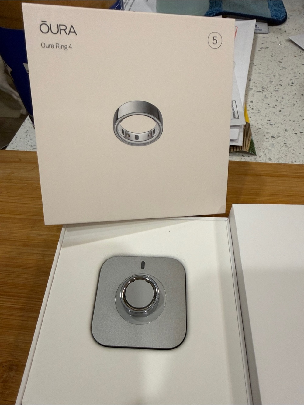 Oura Ring 4 Silver